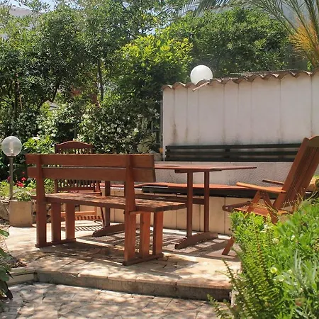 10075a *